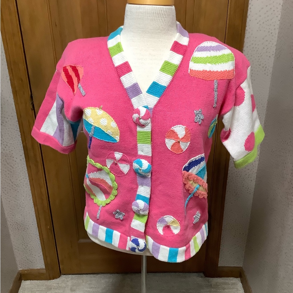 Vintage 90s Berek pink beach ball umbrella, summer sweater vacation